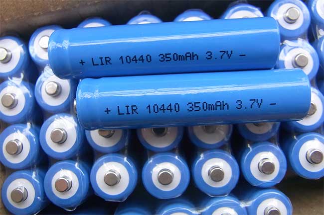 鋰電池生產車間濕度怎么控制？鋰電池車間用除濕機